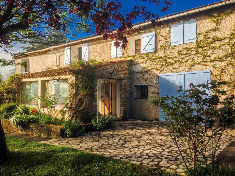 Maison à vendre en PACA - Alpes de Hautes Provence CERESTE Cereste